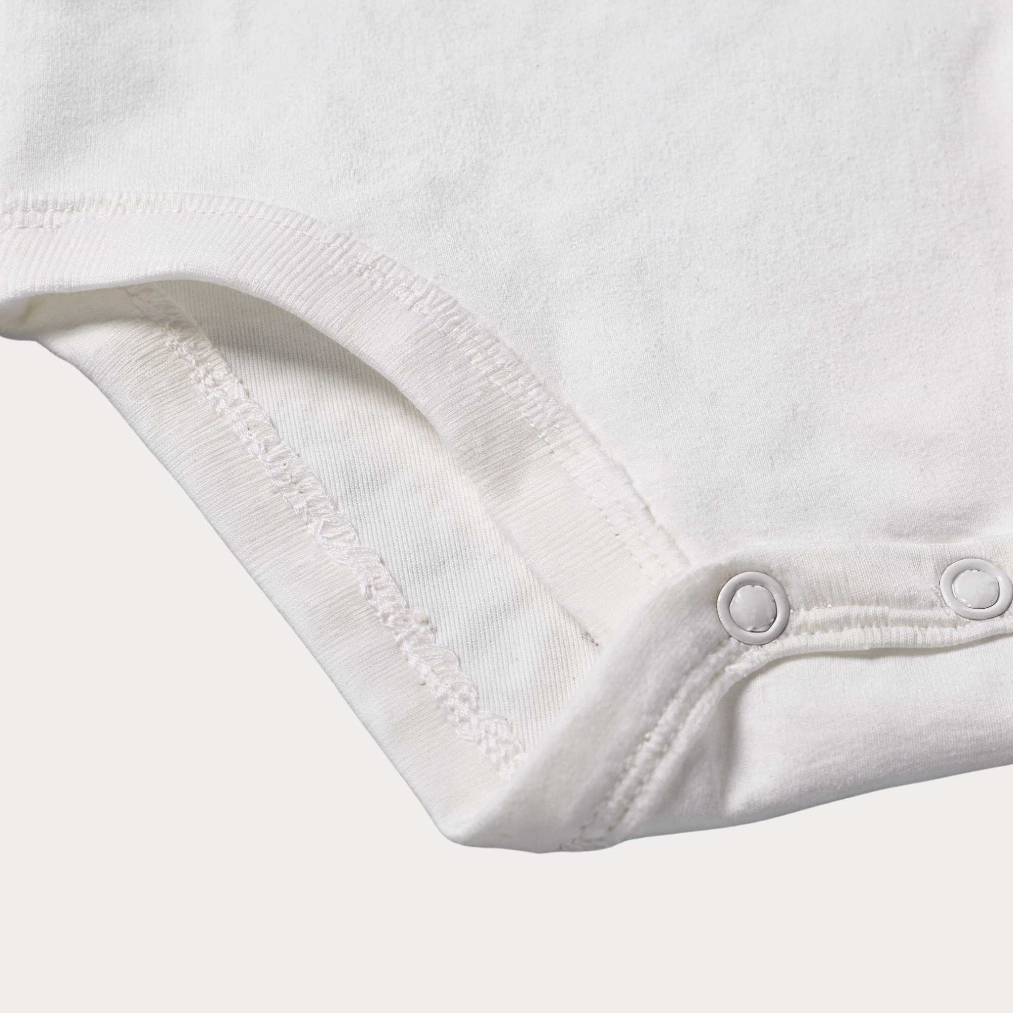 AI-generates product visualization - Organic Cotton Short Sleeve Onesie Multipack