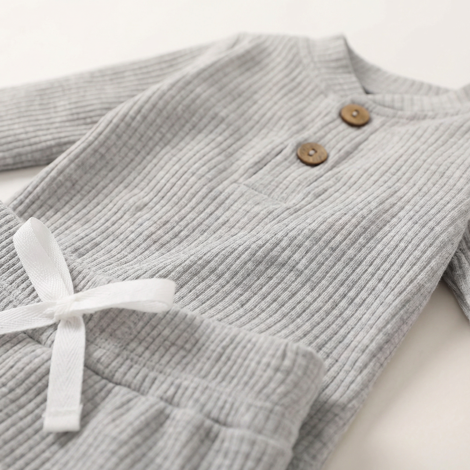 AI-generates product visualization - Ribbed Romper Set — Light Grey